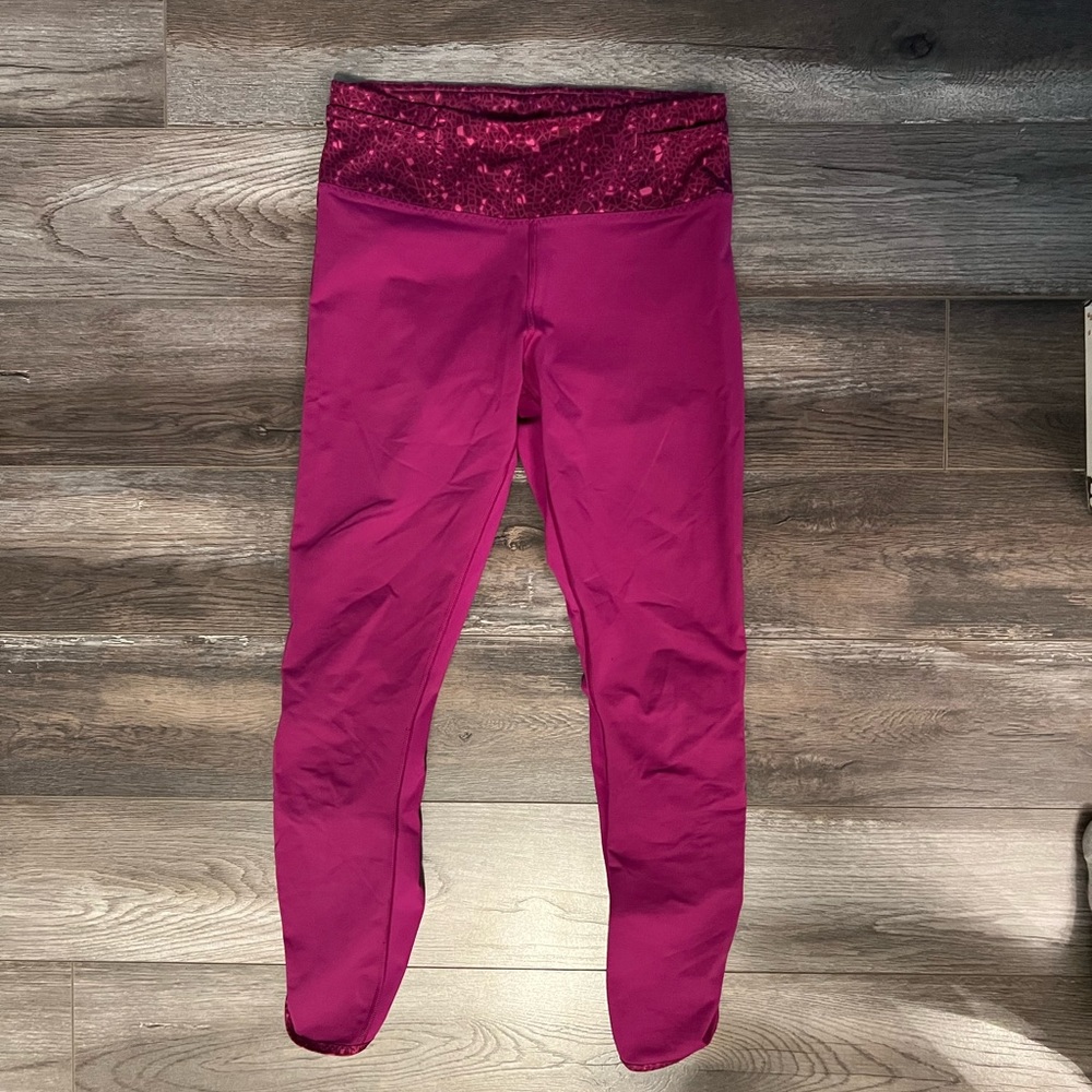 Lululemon pink leggings